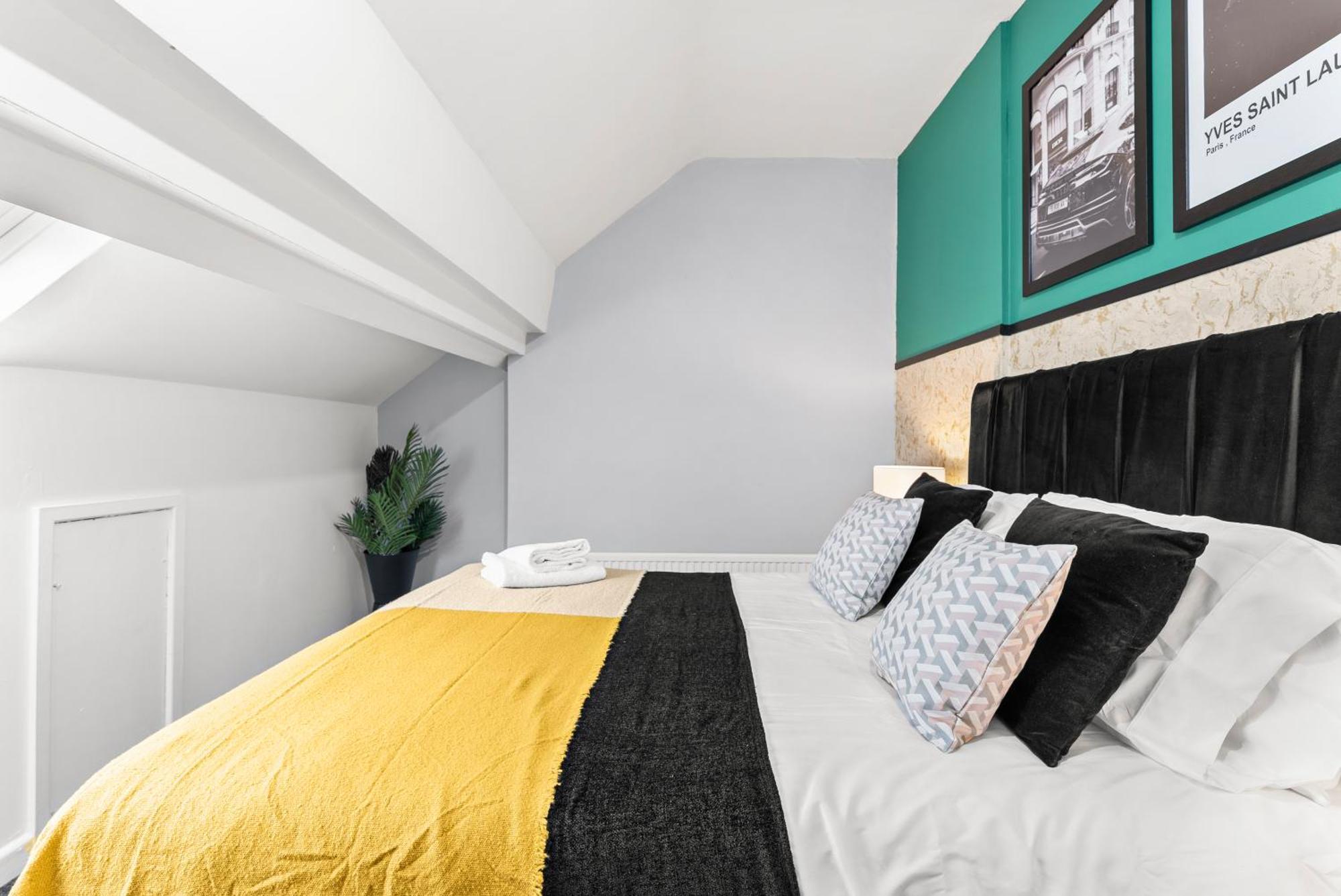 20 Percent Off! Stylish Sheffield Abode Sleeps 12 Leilighet Eksteriør bilde