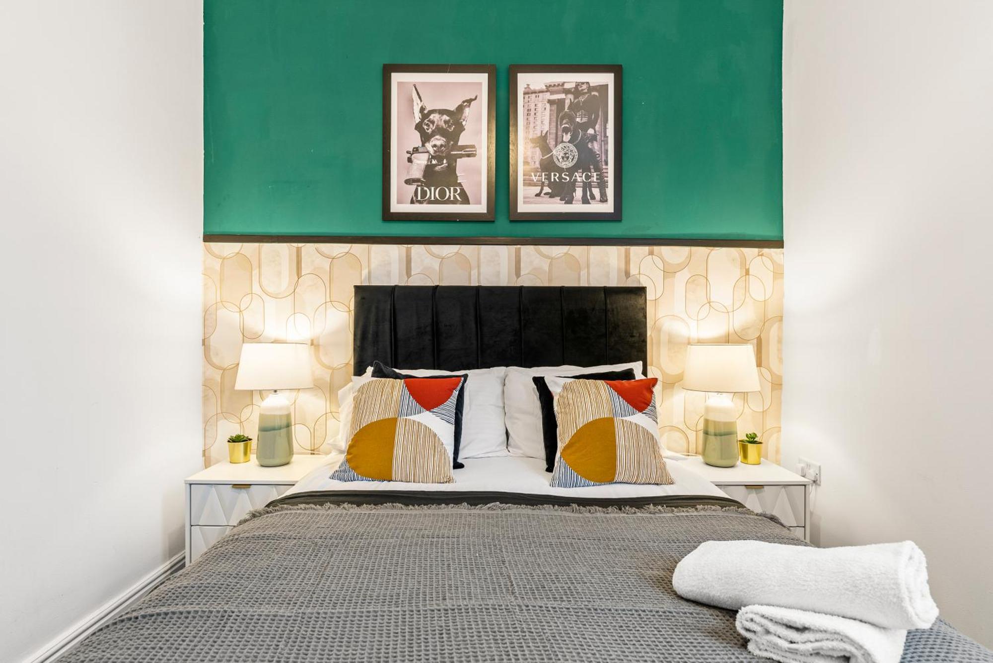 20 Percent Off! Stylish Sheffield Abode Sleeps 12 Leilighet Eksteriør bilde