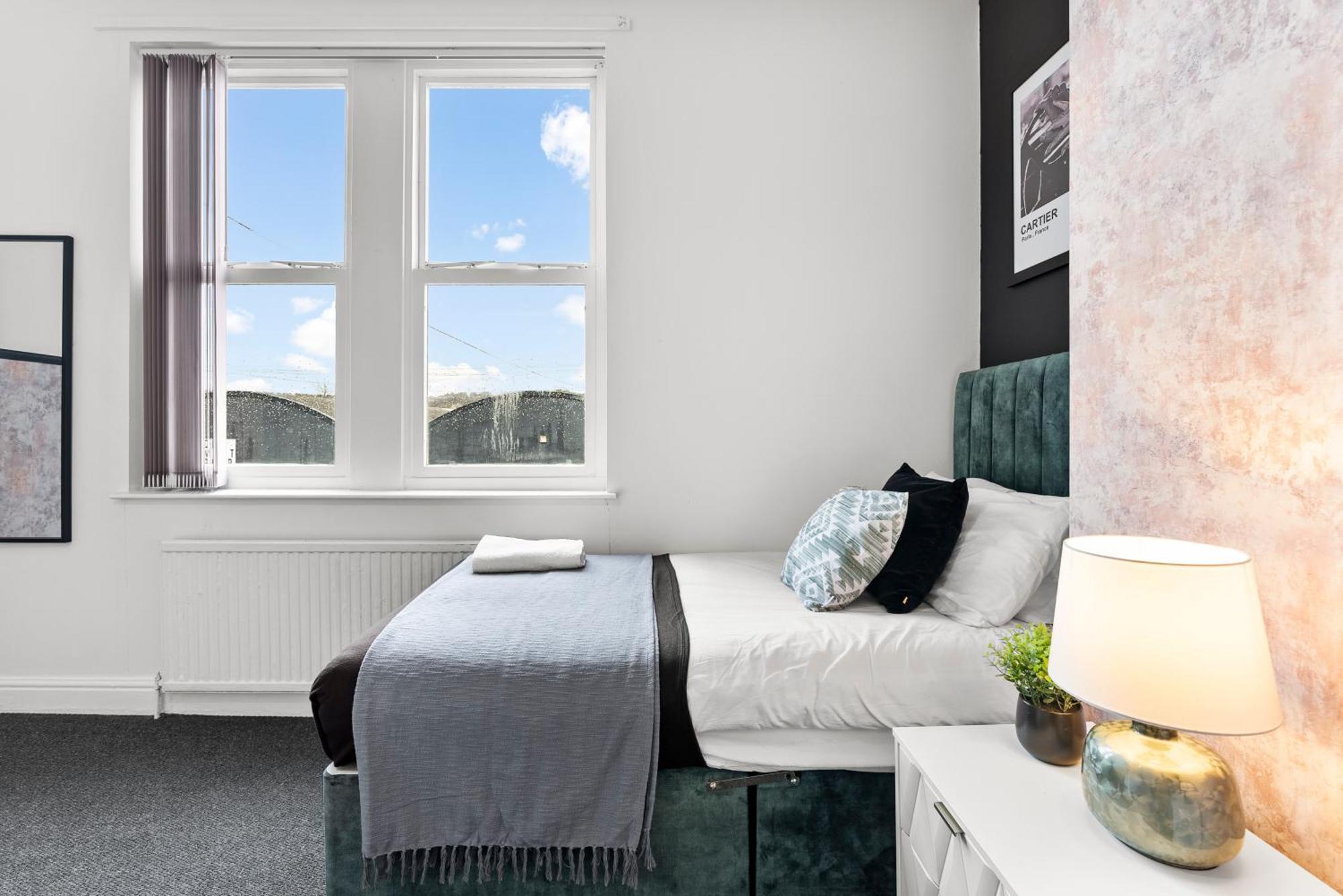 20 Percent Off! Stylish Sheffield Abode Sleeps 12 Leilighet Eksteriør bilde